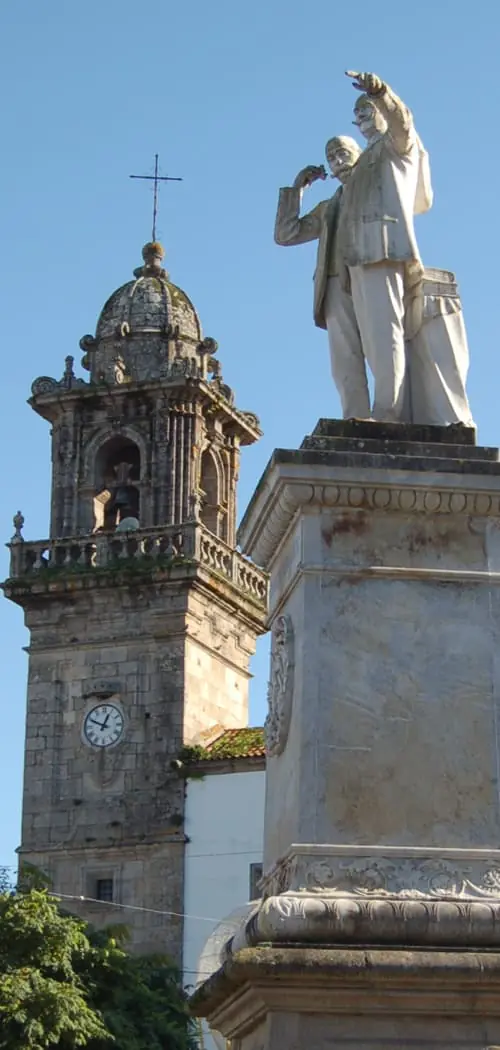 Estátua dos Irmáns García Naveira – Betanzos