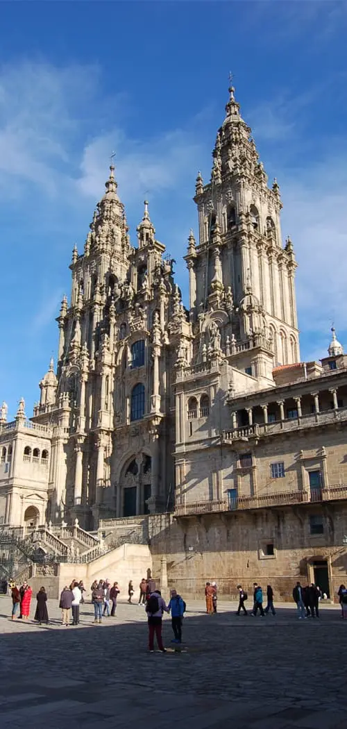 Vista das Torres da Catedral de Santiago durante a Visita Guiada em portugues